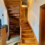 Peaceful & Spacious With A Beautiful Garden *