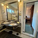 Peaceful & Spacious With A Beautiful Garden Vila