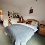 Peaceful & Spacious With A Beautiful Garden 别墅 卢布尔雅那