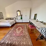 Peaceful & Spacious With A Beautiful Garden Βίλα Λιουμπλιάνα