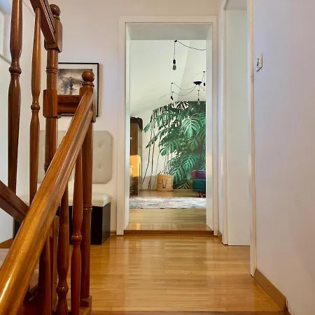 Peaceful & Spacious With A Beautiful Garden Vila *